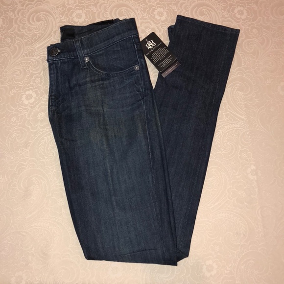 Rock & Republic Denim - Rock & Republic Low Rose Skinny Dark Wash Jeans